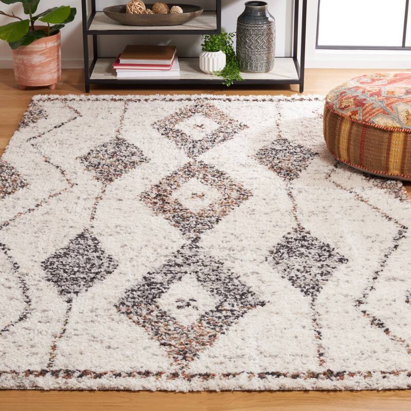 SAFAVIEH Jericho Shag Annemarie Boho 1.2-inch Thick Rug - 6'7" Square - Ivory/Black