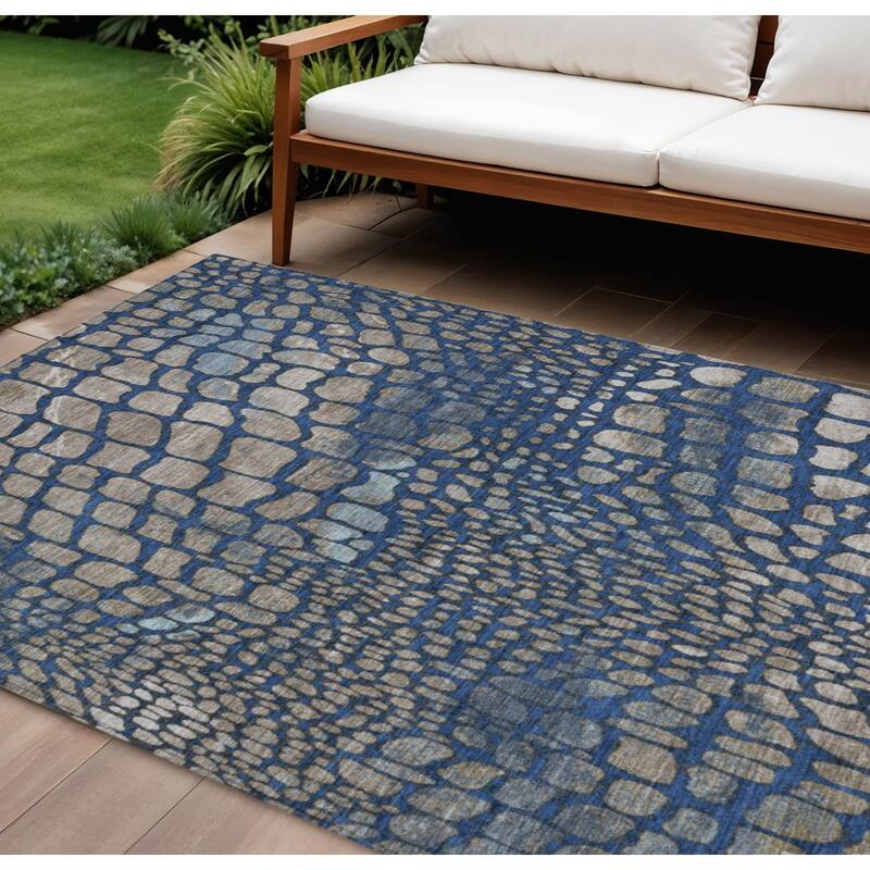 HomeRoots Abstract Transitional Rectangle Outdoor Rug - 10' X 14'