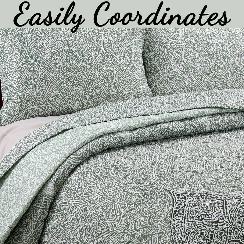 Cozy Line Ombre Leaf Sage Forest Green Medallion Polyester Quilt Bedding Set
