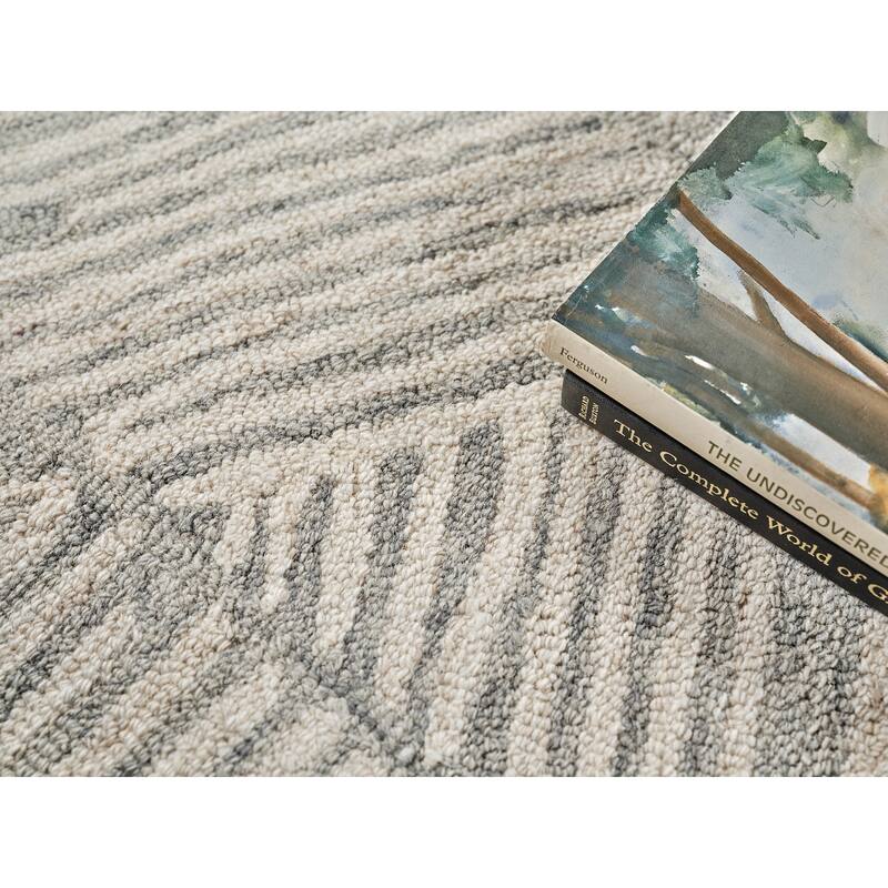 Exquisite Rugs Kascata Handmade Hand-tufted New Zealand Wool on Canvas Silver/Ivory Area Rug