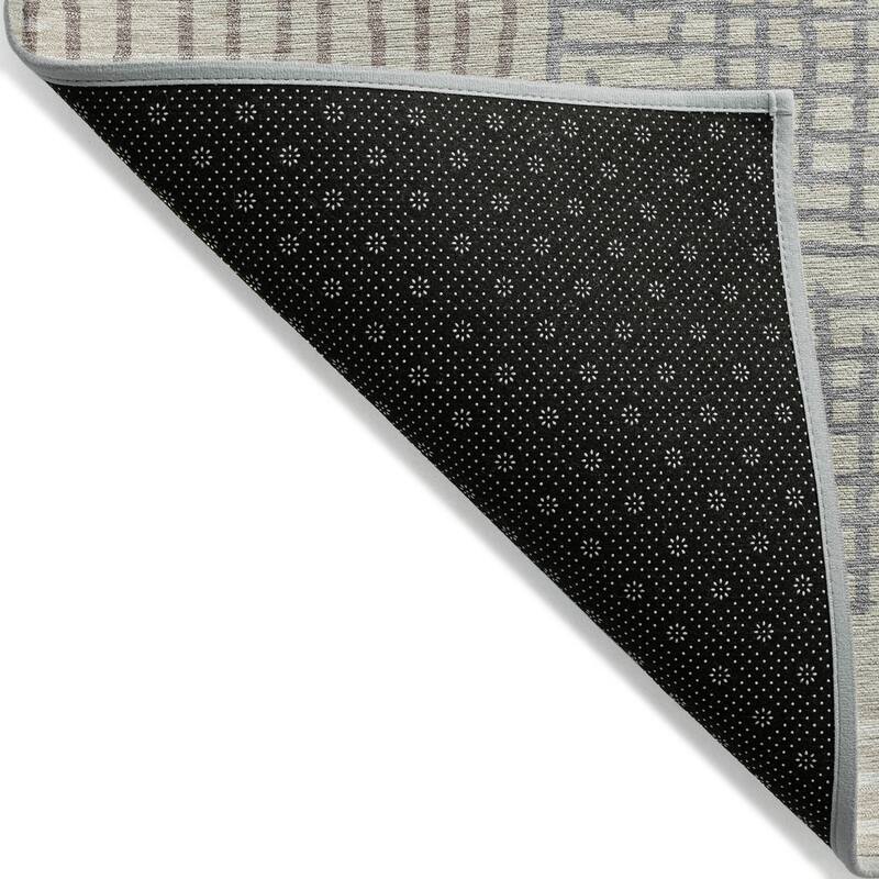 Machine Washable Indoor/ Outdoor Casual Contemporary Chantille Rug