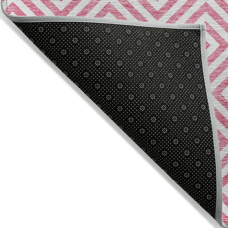 Machine Washable Indoor/ Outdoor Chantille Geo Modern Rug