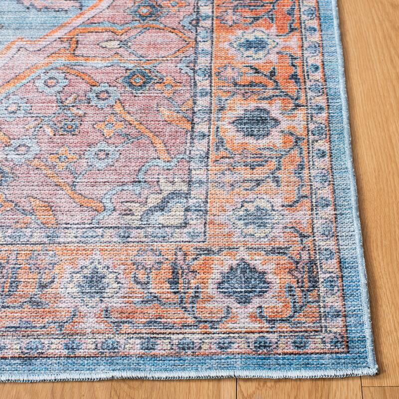 SAFAVIEH Serapi Machine Washable Nolia Medallion Distressed Rug