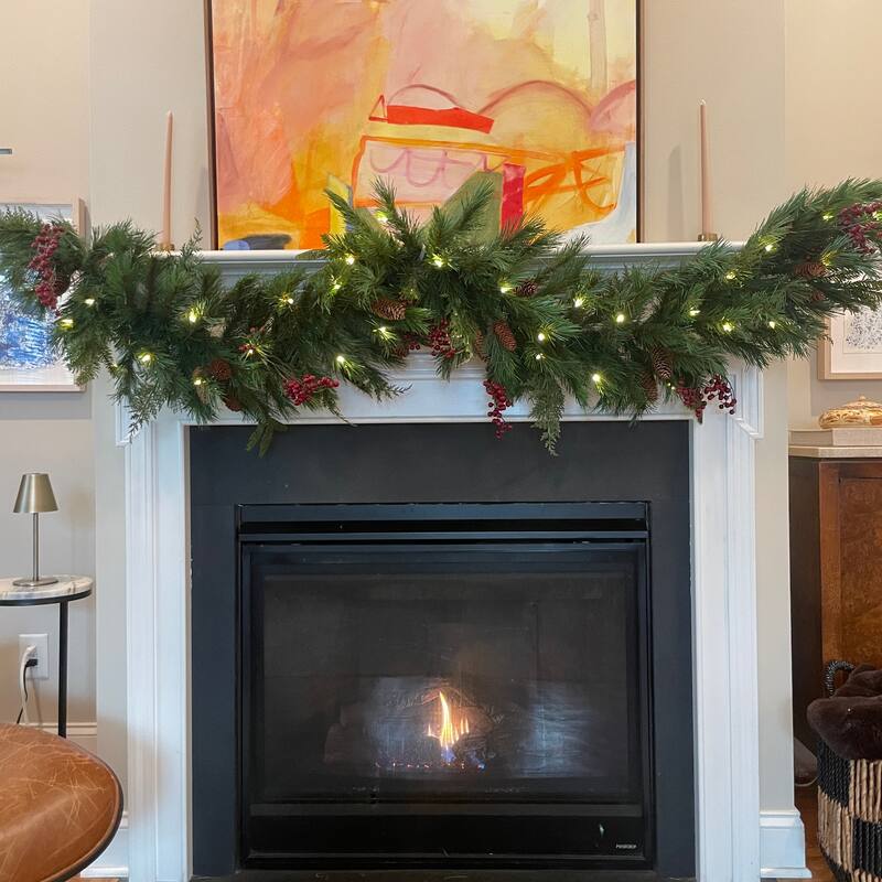 Plymouth Garland with Dual Color Lights - Battery Operated