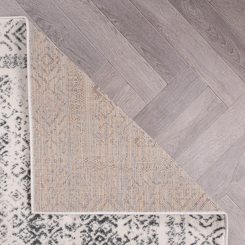 World Rug Gallery Distressed Bohemian Border Area Rug