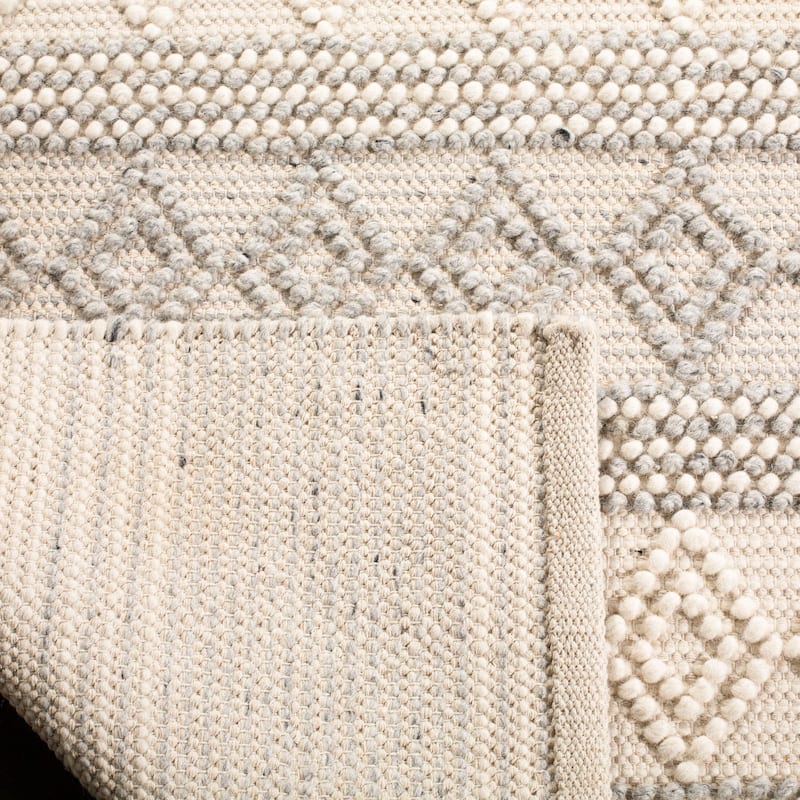 SAFAVIEH Handmade Natura Ajisa Wool Rug - Grey/Ivory - 6' x 9'