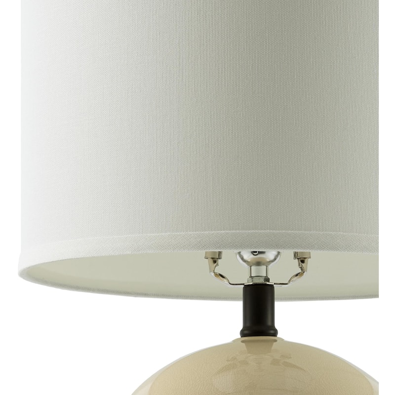 Livabliss Vogel Traditional Accent Table Lamp