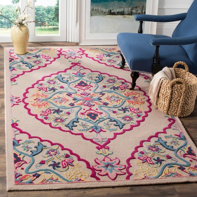SAFAVIEH Handmade Bellagio Junie Medallion Wool Rug - 8'9" x 12' - Light Pink