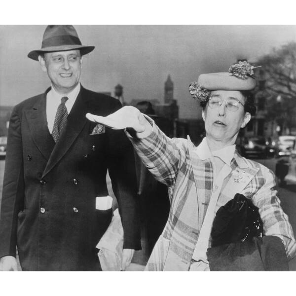 Lois De Lafayette Washburn Gives A Stiff Armed Salute She And Howard