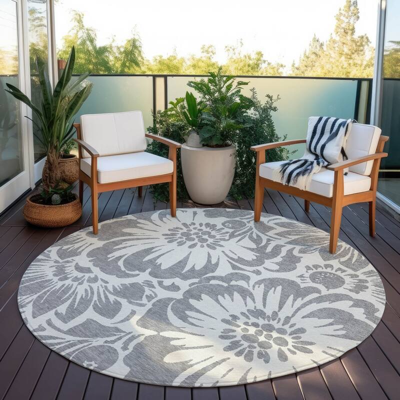 Machine Washable Indoor/ Outdoor Whimsy Floral Chantille Rug