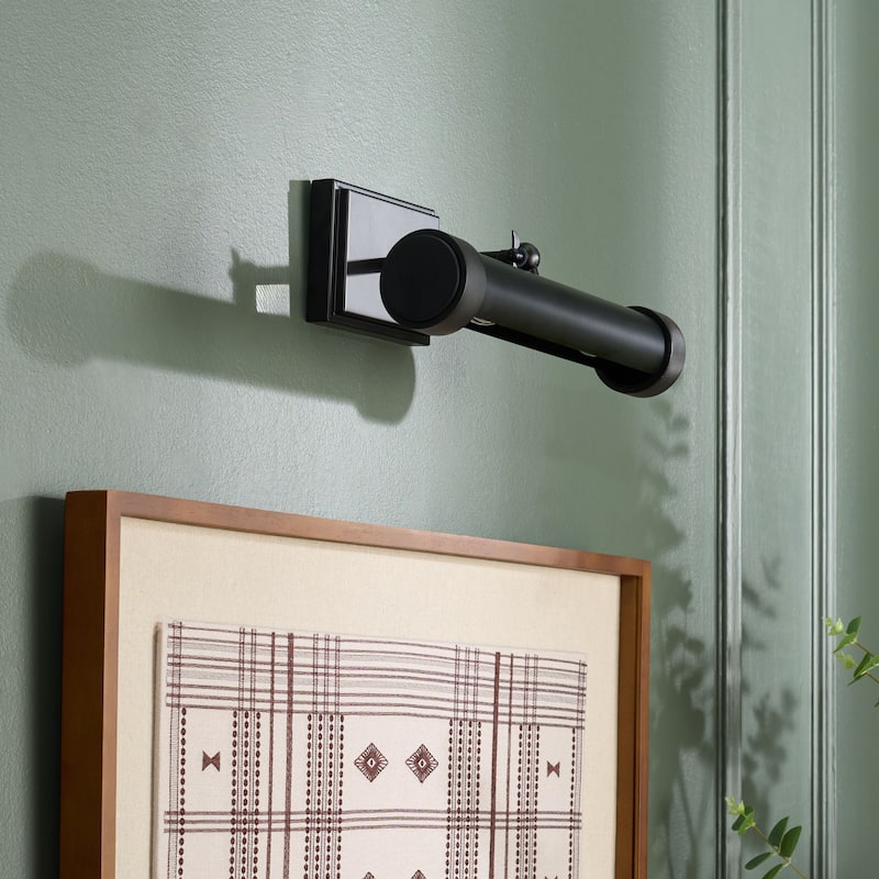 SAFAVIEH Couture Andie, 15-inch, Metal Wall Sconce - 15"W x 9"D x 5"H