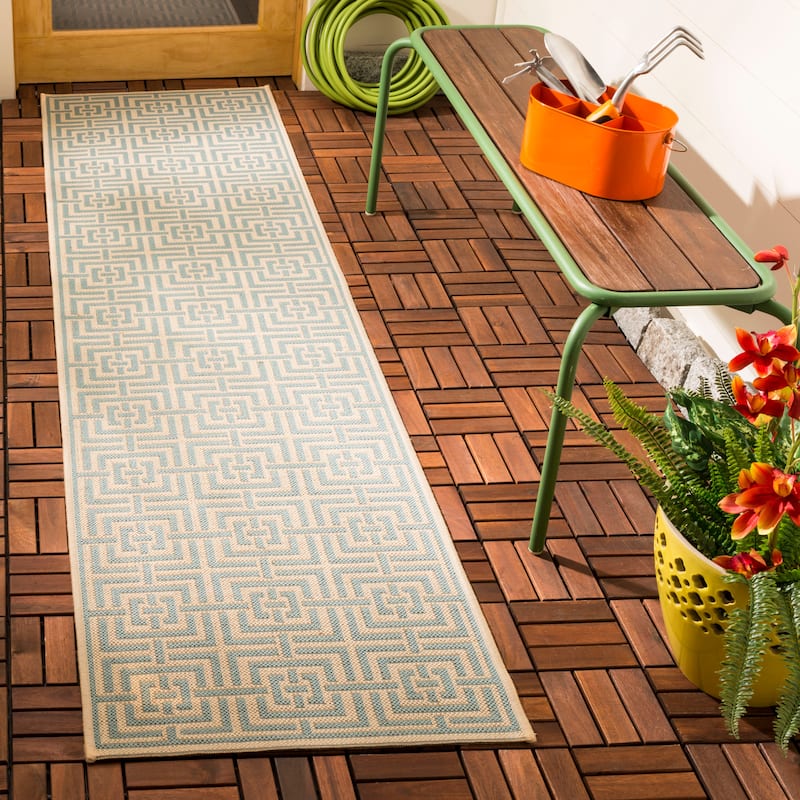 SAFAVIEH Beach House Eliverta Indoor/ Outdoor Waterproof Patio Backyard Rug