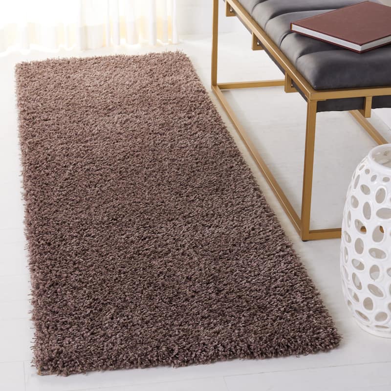 SAFAVIEH Santa Monica Shag Einara 2-inch Thick Area Rug - 2'3" x 7' Runner - Taupe - Runner