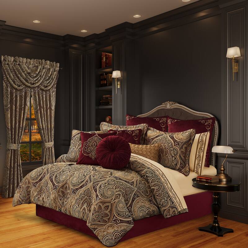 Bordeaux 20" Square Decorative Throw Pillow