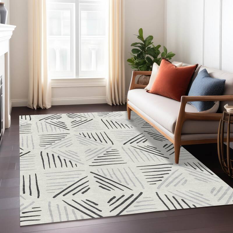Machine Washable Indoor/ Outdoor Geo Dia Chantille Rug