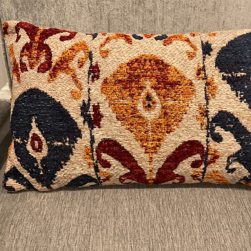 HERAT ORIENTAL Handmade Chenille Throw Pillow