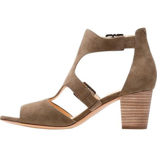 clarks deloria kay