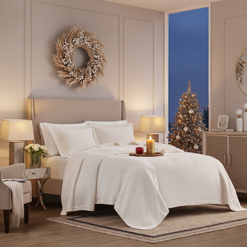 Croscill Fiore 3 Piece Coverlet Set - Marshmallow - Queen