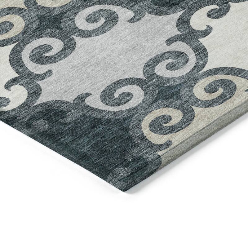 Machine Washable Indoor/ Outdoor Chantille Traditional Scroll Rug