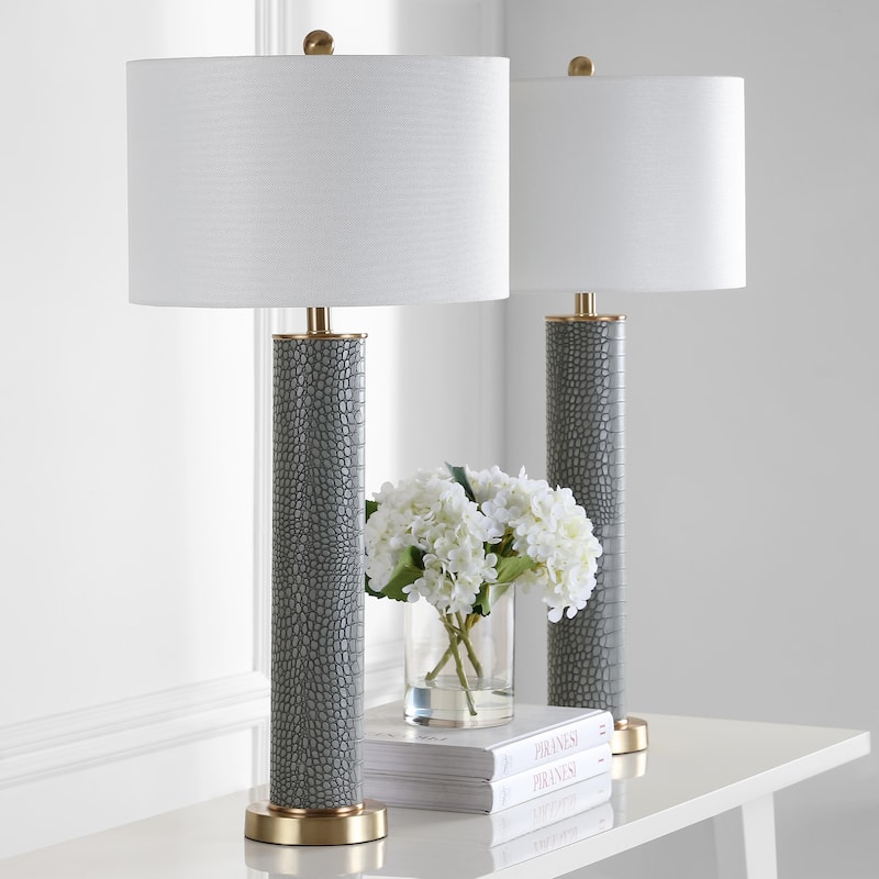 SAFAVIEH Lighting Tomika 32-inch Faux Alligator Grey Table Lamp (Set of 2) - 15"x15"x31.5" - 15Wx15Dx32H
