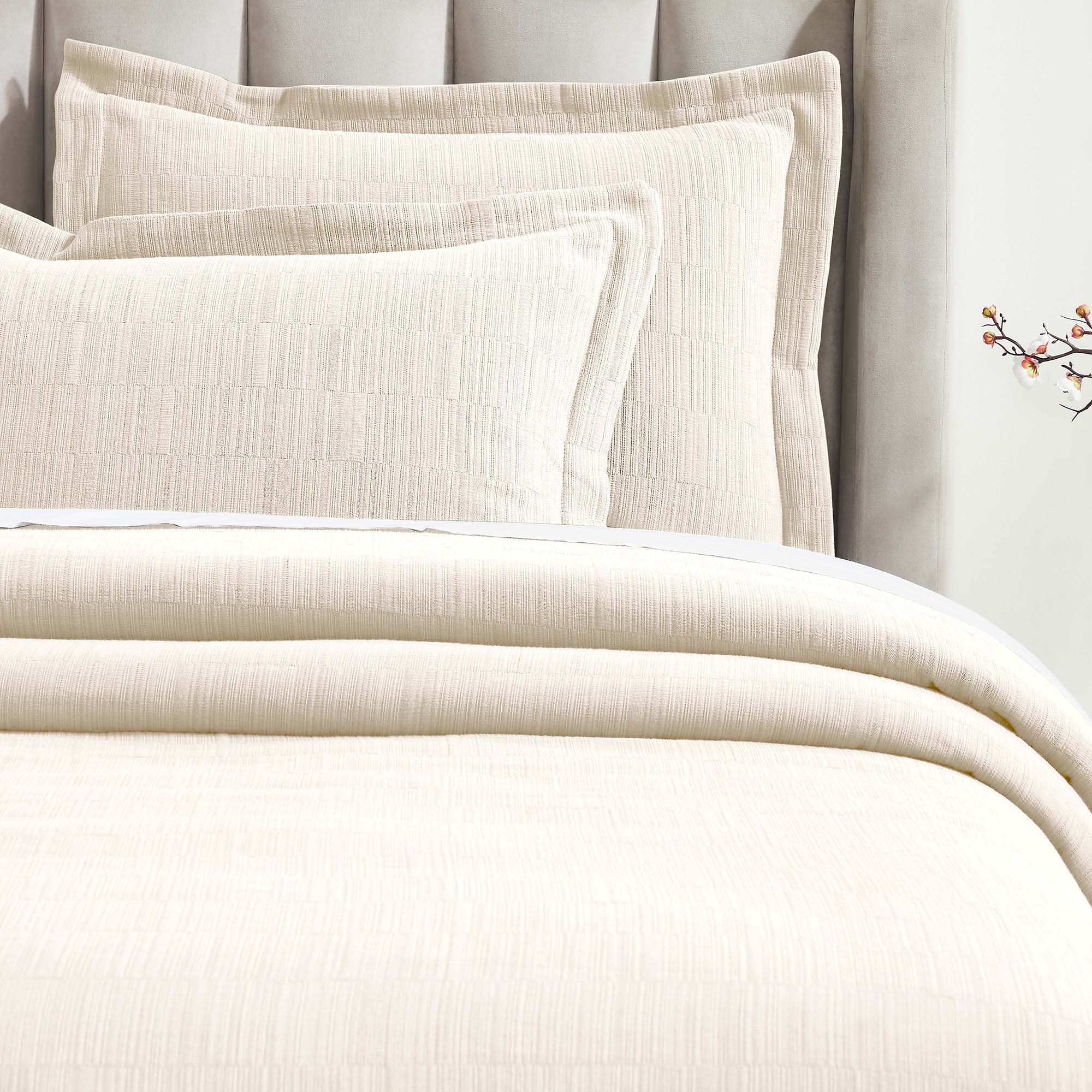 Superior Zenith Cotton Matelasse Bedspread and Sham Set