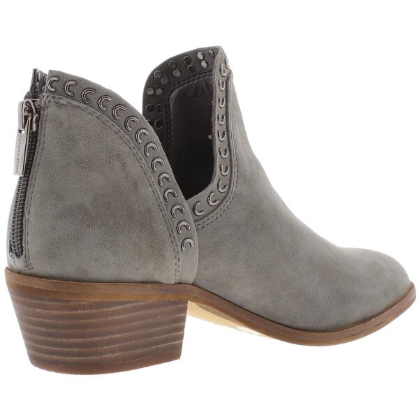 prafinta vince camuto