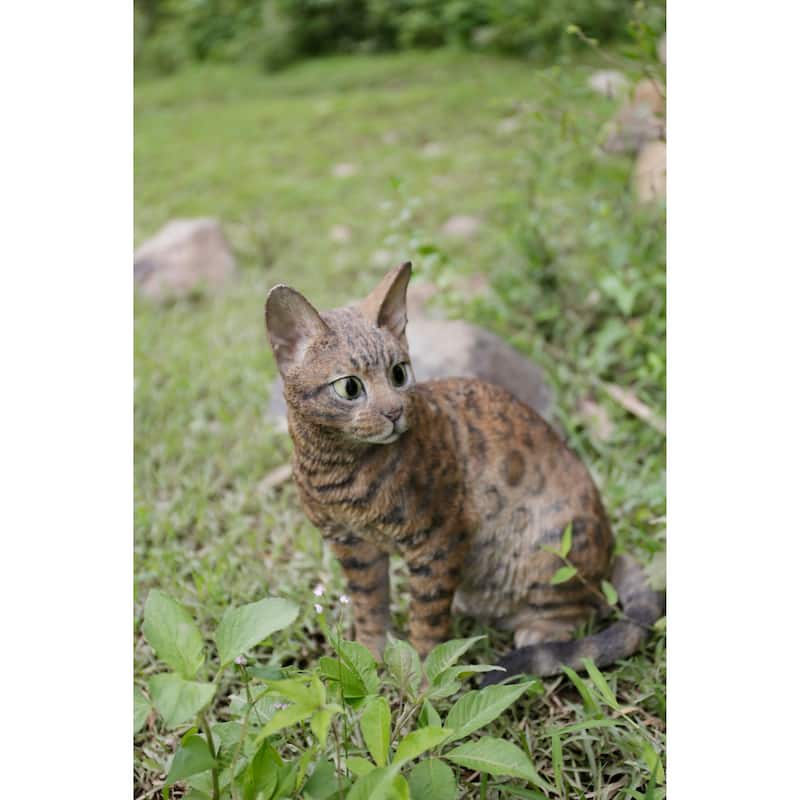Sitting Bengal Cat Statue