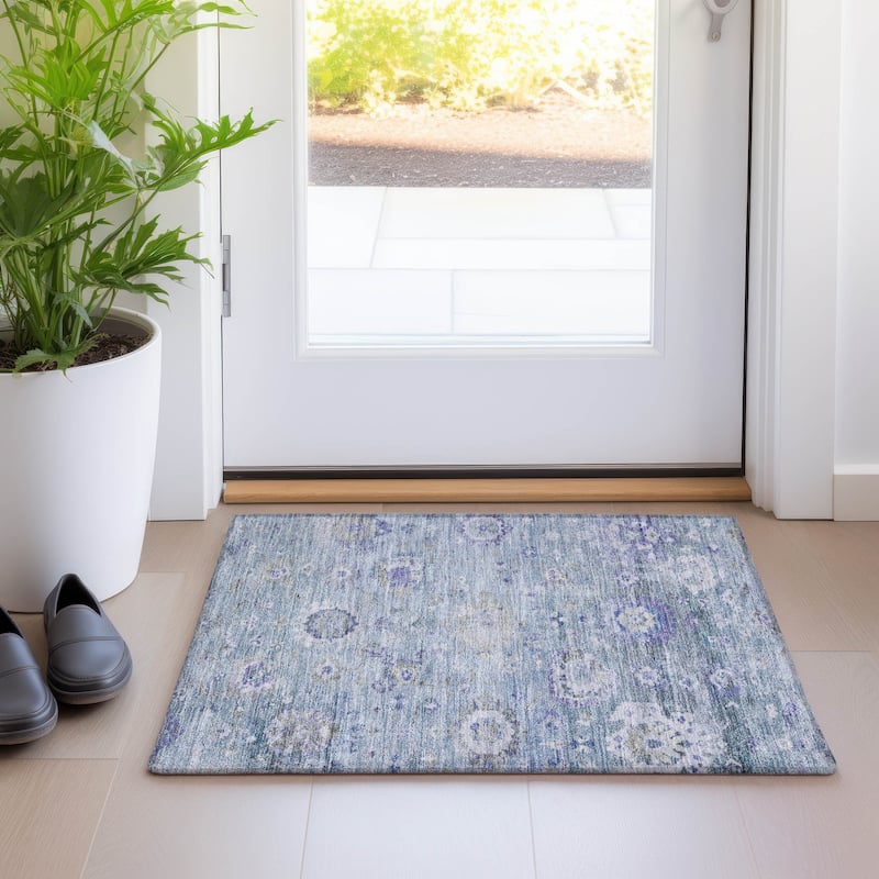 Machine Washable Indoor/ Outdoor Vintage Traditional Chantille Rug - Sky - 1'8" x 2'6"