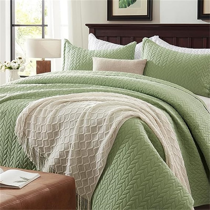 Quilts & Coverlets - On Sale - Bed Bath & Beyond - 39005200