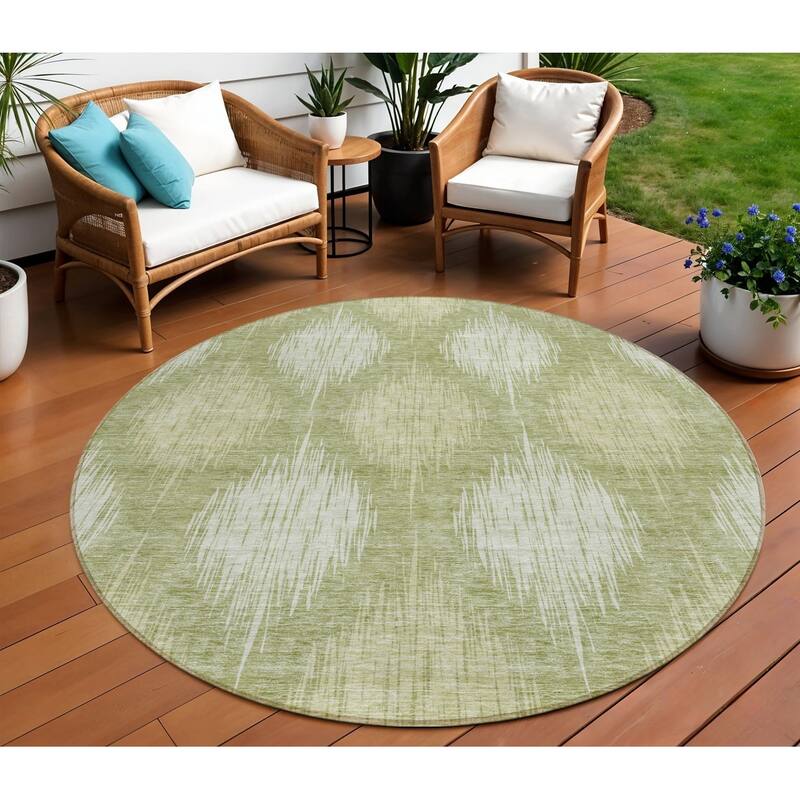 HomeRoots Ikat Transitional Rectangle Outdoor Rug - 8' Round