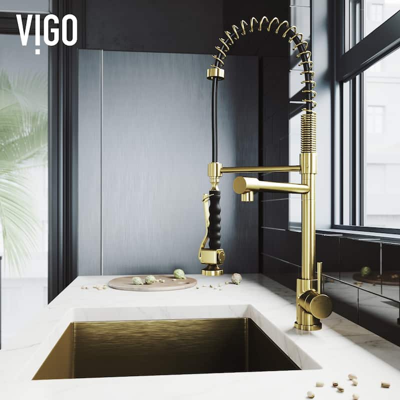 VIGO Zurich 27" H Single Handle Pull-Down Sprayer Kitchen Faucet