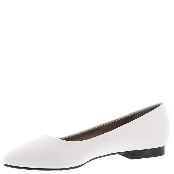black ballet flats pointed toe
