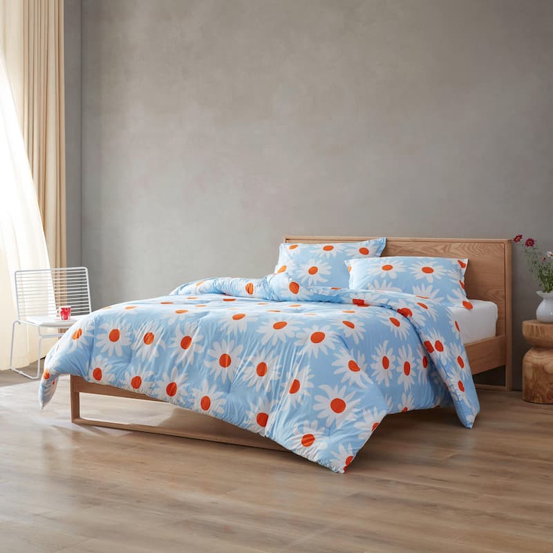 Marimekko Rakastaa Ei Rakasta Cotton Blue Reversible Comforter Set