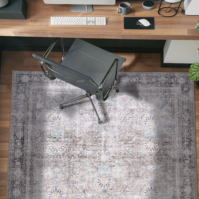 World Rug Gallery Vintage Inspired Machine Washable Non Slip Area Rug