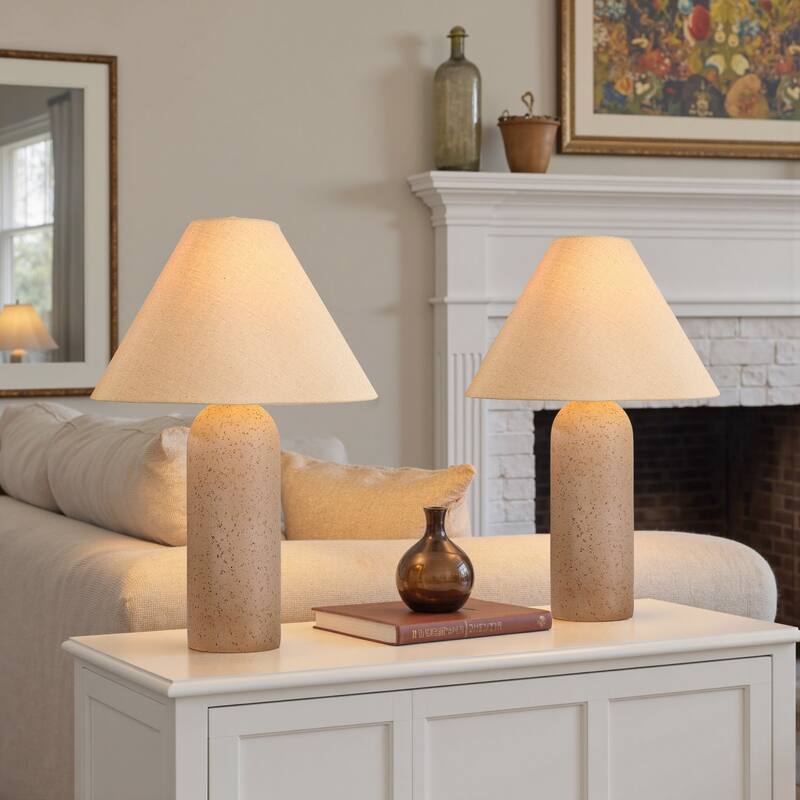 Pia Ricco Traditional Ceramic/Resin Table Lamp with 3-Way Switch