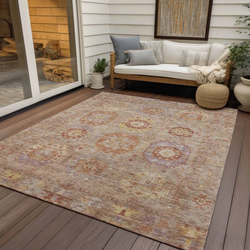 Machine Washable Indoor/ Outdoor Vintage Traditional Chantille Rug