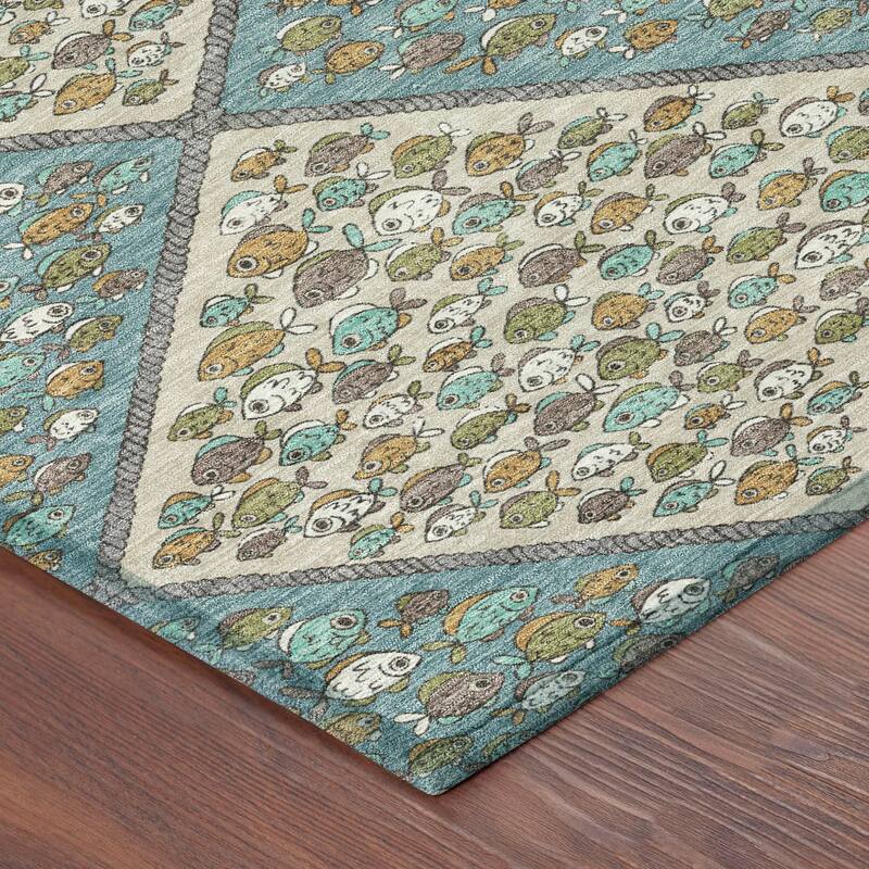 Machine Washable Indoor/ Outdoor Diamond Fish Chantille Rug