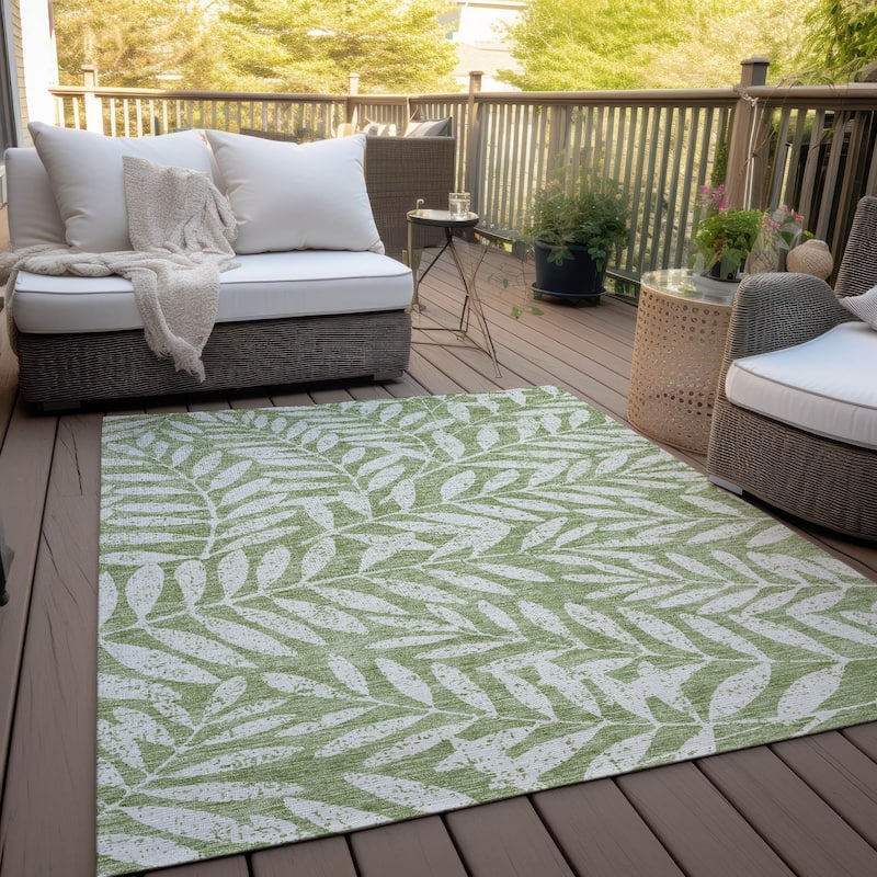 Machine Washable Indoor/ Outdoor Chantille Palm Rug