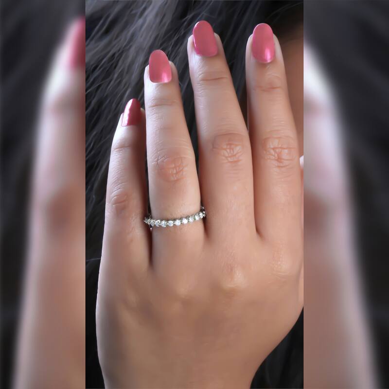 3/4ct TDW Diamond Eternity Wedding Band in 14K Gold for Women