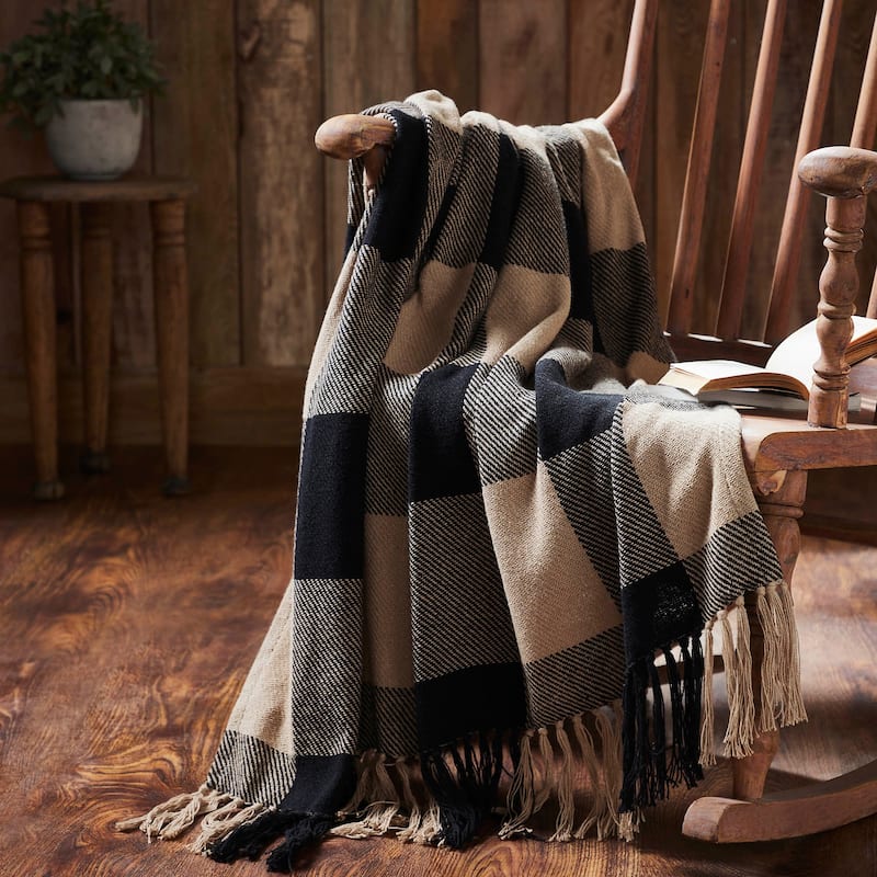 Black Check Woven Throw 50x60 - 50x60 - Black