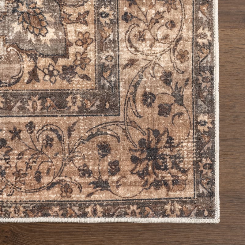 Nuloom Karrigan Medallion SplashGuard Machine Washable Area Rug