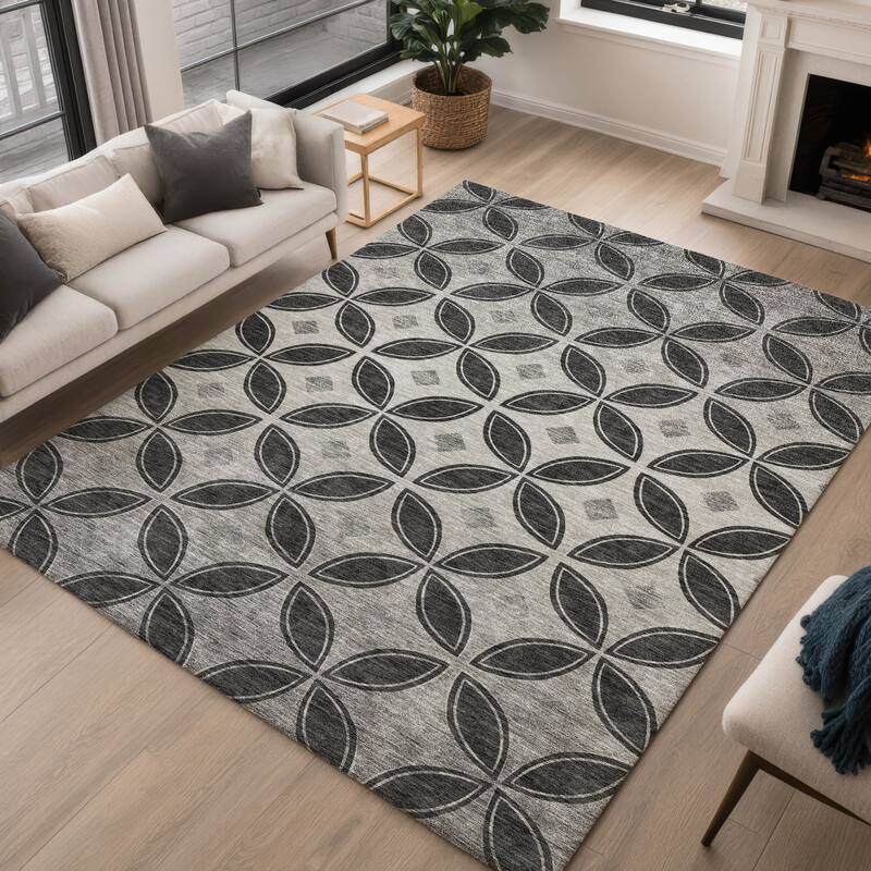 Machine Washable Indoor/ Outdoor Modern Gia Chantille Rug