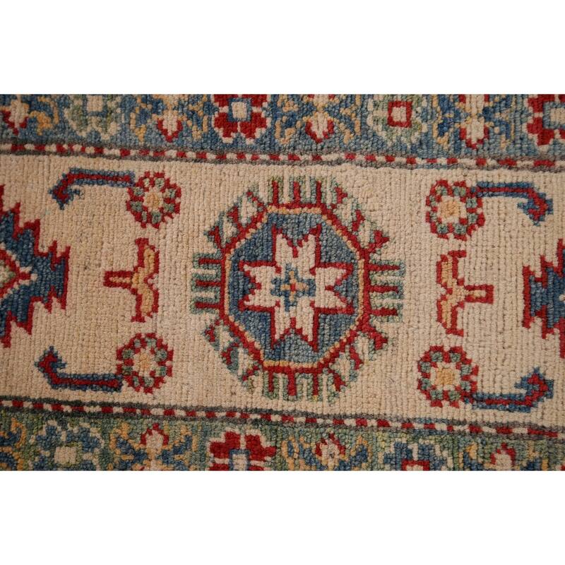 Traditional Kazak Area Rug Hand-Knotted Wool Carpet - 5'1" x 7'0"