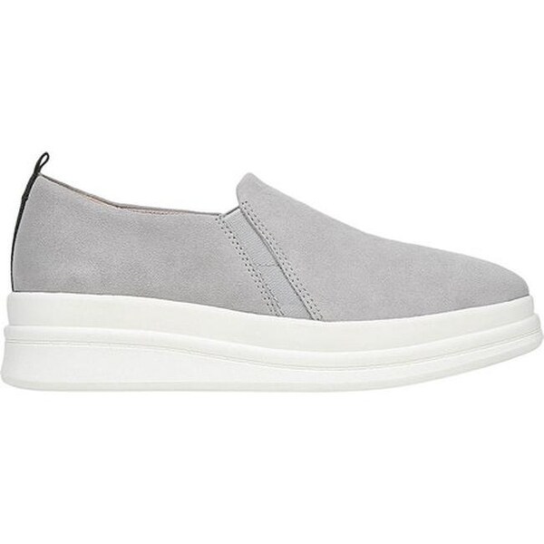 naturalizer yola slip on sneaker