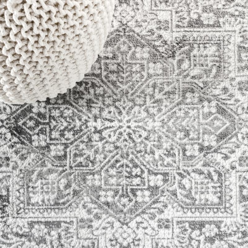 JONATHAN Y Traditional Persian Vintage Medallion Area Rug