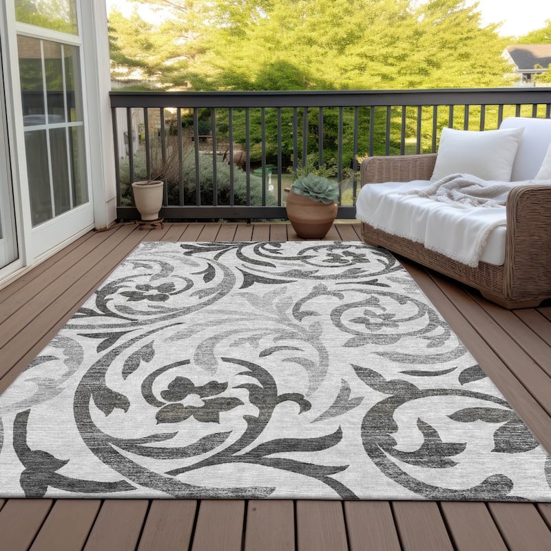 Machine Washable Indoor/ Outdoor Chantille Floral Scroll Rug - Gray - 3' x 5'