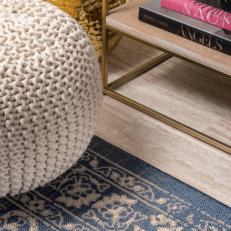 JONATHAN Y Tuscany Filigree Indoor/Outdoor Area Rug