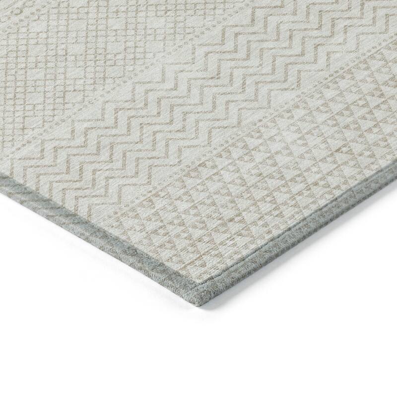 HomeRoots Chevron Modern Rectangle Outdoor Rug