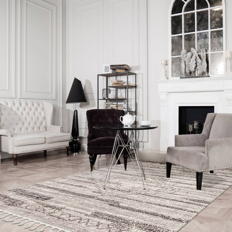 ECARPETGALLERY Kybella Aztec Bohemian & Eclectic Rug
