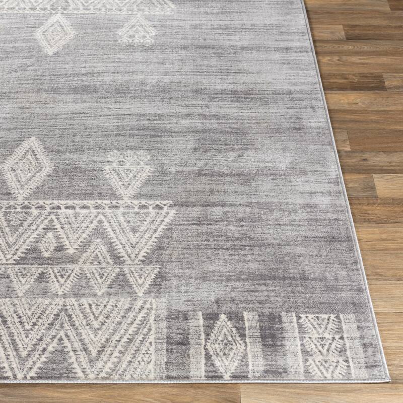Livabliss Darius Distressed Bohemian Medallion Area Rug